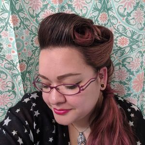 Meet your Posher, Katie